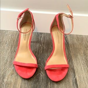 Banana Republic pink suede pumps